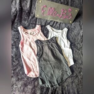 NWOT Amazon Essentials 3 Bundle Pack Girls Tank Black, Pink, White 2T